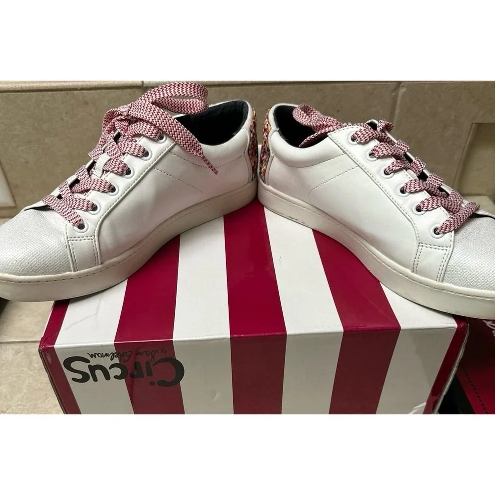 Circus‎ by Sam Edelman White Beaded Heal Sneakers, Size 8.5